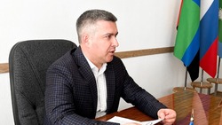 Глава администрации городского округа Михаил Лобазнов ответил на вопросы губкинцев в прямом эфире