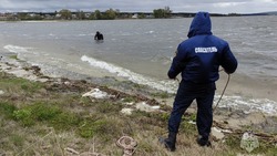 Белгородские спасатели провели водолазное обследование мест отдыха на воде