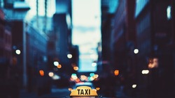 Губкинцы отметят Международный День таксиста 