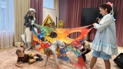 Губкинские культработники провели весёлое и зажигательное мероприятие 