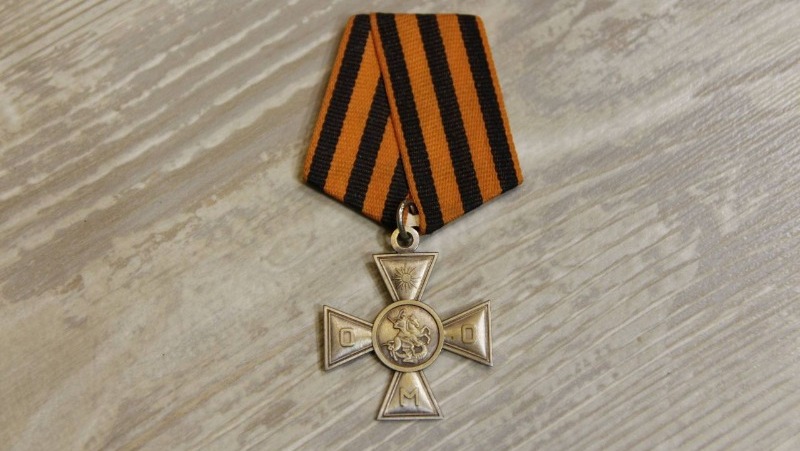Губкинский казак получил Георгиевский крест 