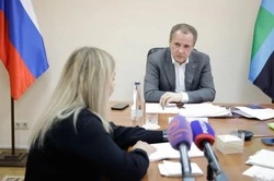 Вячеслав Гладков встретился с белгородцами на личном приёме