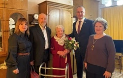 Василий Голиков поздравил ветерана войны Валентину Некрасову с 100-летним юбилеем 