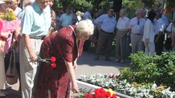Губкинцы 22 июня собрали в солдатский кисет землю с мемориала погибших в годы войны