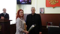 Жительница Губкина получила награду за содействие полиции