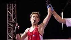 Юный губкинский боксёр Серафим Анненков одержал победу на первенстве России