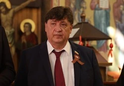 Председатель Белгородской областной Думы Юрий Клепикова поздравил губкинцев с Днём Победы