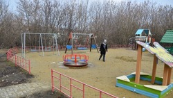 Детская площадка появилась в одном из дворов Губкина благодаря инициативе его жителей
