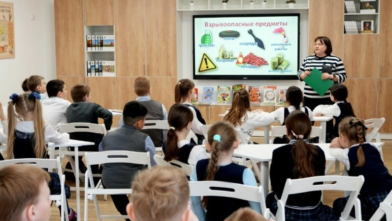 Губкинские библиотекари провели час предупреждений «Опасные находки»