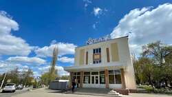 Вячеслав Гладков проинспектировал ход ремонта в Губкинском театра для детей и молодёжи