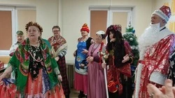 Сотрудники библиотеки провели праздничное мероприятие для членов клуба «Золотой возраст» в Губкине