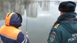 Инспекторы ГИМС дали советы белгородцам, как не допустить происшествий на тонком льду