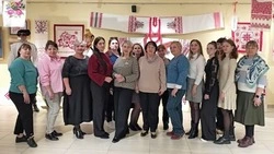 Губкинские мастера декоративно-прикладного творчества посетили выставку «Вышитое счастье»