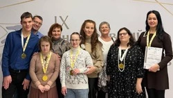 Губкинцы из инклюзивного клуба «Лепота» приняли участие в церемонии награждения в Москве