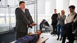 Специалисты «Белгородэнерго» научили студентов-энергетиков оказывать первую помощь пострадавшим