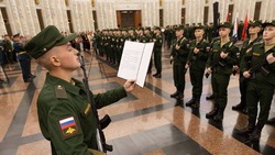 Новобранцы из Белгородской области стали солдатами Преображенского полка в Музее Победы