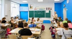 Вячеслав Гладков заслушал доклад об усилении мер безопасности в образовательных учреждениях области