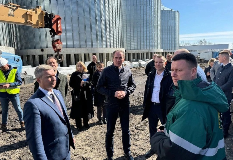 Строительство элеватора и семенного завода продолжилось в Губкинском городском округе