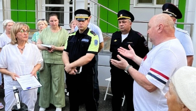 Председатель Совета депутатов Галина Колесникова встретилась с жителями 