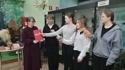 Сотрудники Губкинского краеведческого музея провели для школьников заповедную встречу