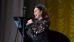 Тамара Гвердцители выступила в Губкине с концертной программой «По небу босиком»