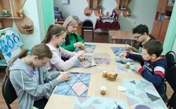 Губкинские дети поучаствовали в мастер-классе «Пасхальный сувенир»