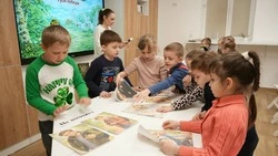 Губкинские библиотекари провели для дошколят познавательно-игровое мероприятие