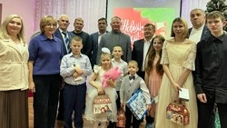 Вера в чудо и праздничное настроение: юные губкинцы принимали поздравления