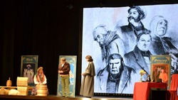 Губкинские школьники воспользовались «Пушкинской картой» для посещения театра