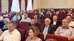 Глава администрации городского округа Василий Голиков принял участие  в 38-й сессии Совета депутатов