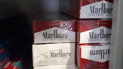 Таможенники изъяли более 1000 пачек сигарет из магазина в Белгородской области