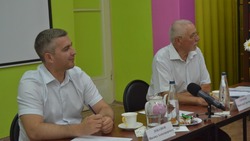 Михаил Лобазнов провёл встречу с губкинскими представителями организации «Союз пенсионеров России»