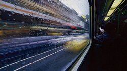 Пассажирский автобус врезался в разворачивающийся автомобиль в Белгороде