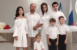 Сотрудники Губкинского отдела ЗАГС провели трогательную регистрацию брака