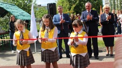 Две современные детские площадки открылись в Губкине