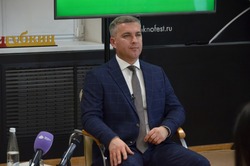Глава администрации Михаил Лобазнов в прямом эфире в социальных сетях ответил на вопросы жителей