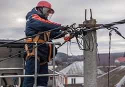 Энергетики «Белгородэнерго» устраняют последствия непогоды