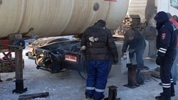 Губкинские автоинспекторы пришли на помощь водителям в морозную погоду