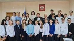 Губкинские лицеисты посетили Дом правосудия в рамках профориентационного мероприятия