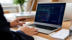 Росреестр напоминает: юридические лица обязаны подавать заявления исключительно в электронном виде