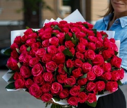 Выгодная доставка цветов появилась в Санкт-Петербурге