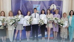 Губкинские стобалльники получили премии губернатора Белгородской области