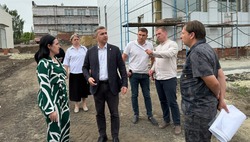 Глава администрации Губкинского городского округа Михаил Лобазнов посетил Архангельскую школу