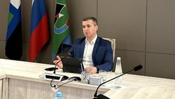 Глава администрации Губкинского городского округа Михаил Лобазнов провёл прямой эфир