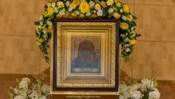 Путеводительница России: история Казанской иконы, ставшей символом единства