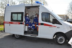 Михаил Лобазнов поздравил работников скорой медицинской помощи с профессиональным праздником