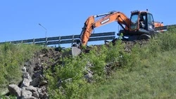 Специалисты оперативно приступили к ликвидации последствий стихии