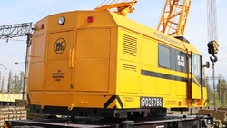 Новый железнодорожный кран поступил на Лебединский ГОК
