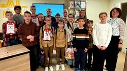 Губкинцы приняли участие в турнире «Шахматный бой. Дедули или внучата, кто кого?»