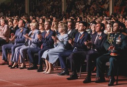 Металлоинвест подарил жителям Старого Оскола, Губкина и Железногорска концерты ко Дню Победы